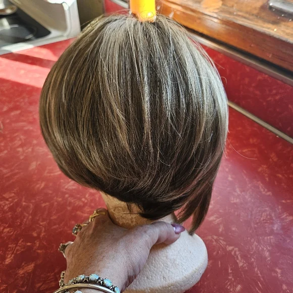 Paula Young Whisperlite Bob Tuscany Toast - Picture 2 of 7